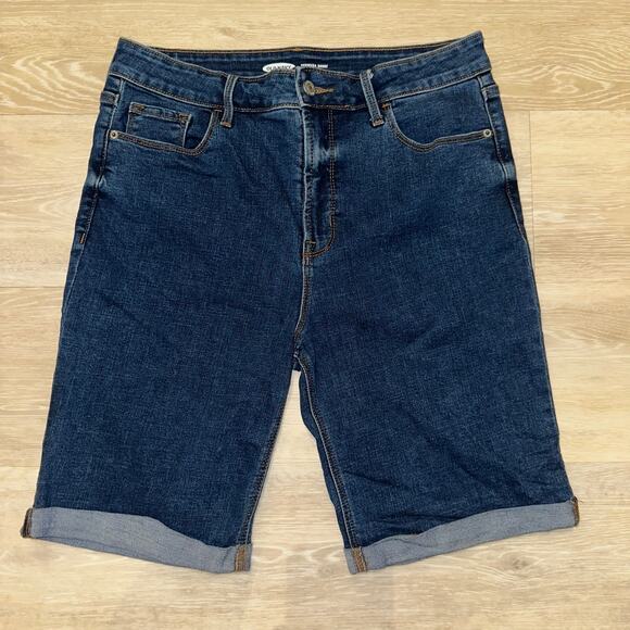 Old Navy High Rise Bermuda Short - Picture 1 of 7
